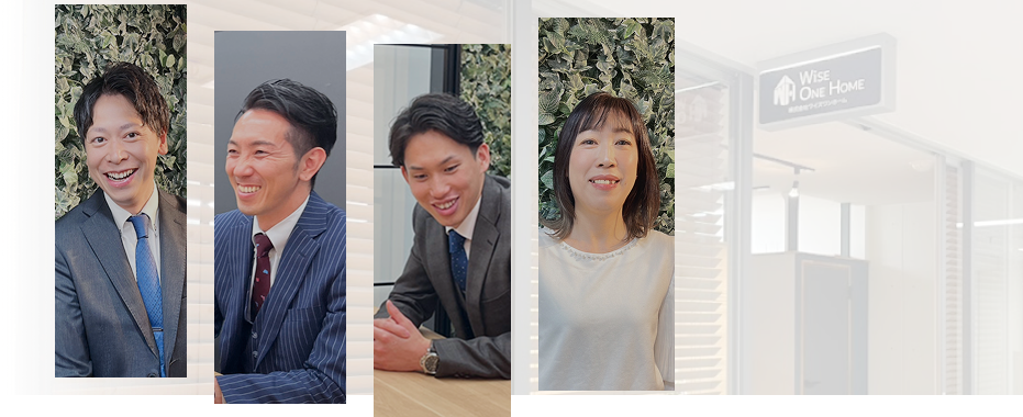 笑顔で働く社員の画像